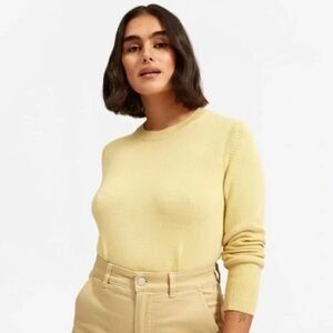 Everlane Women's Crew Neck Sweater in Light Yellow